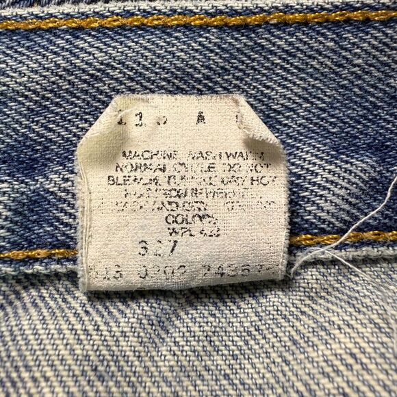Levi's 505 Vintage Men's Jeans 40x34 Regular Fit Straight Leg Medium Wash - Picture 13 of 14